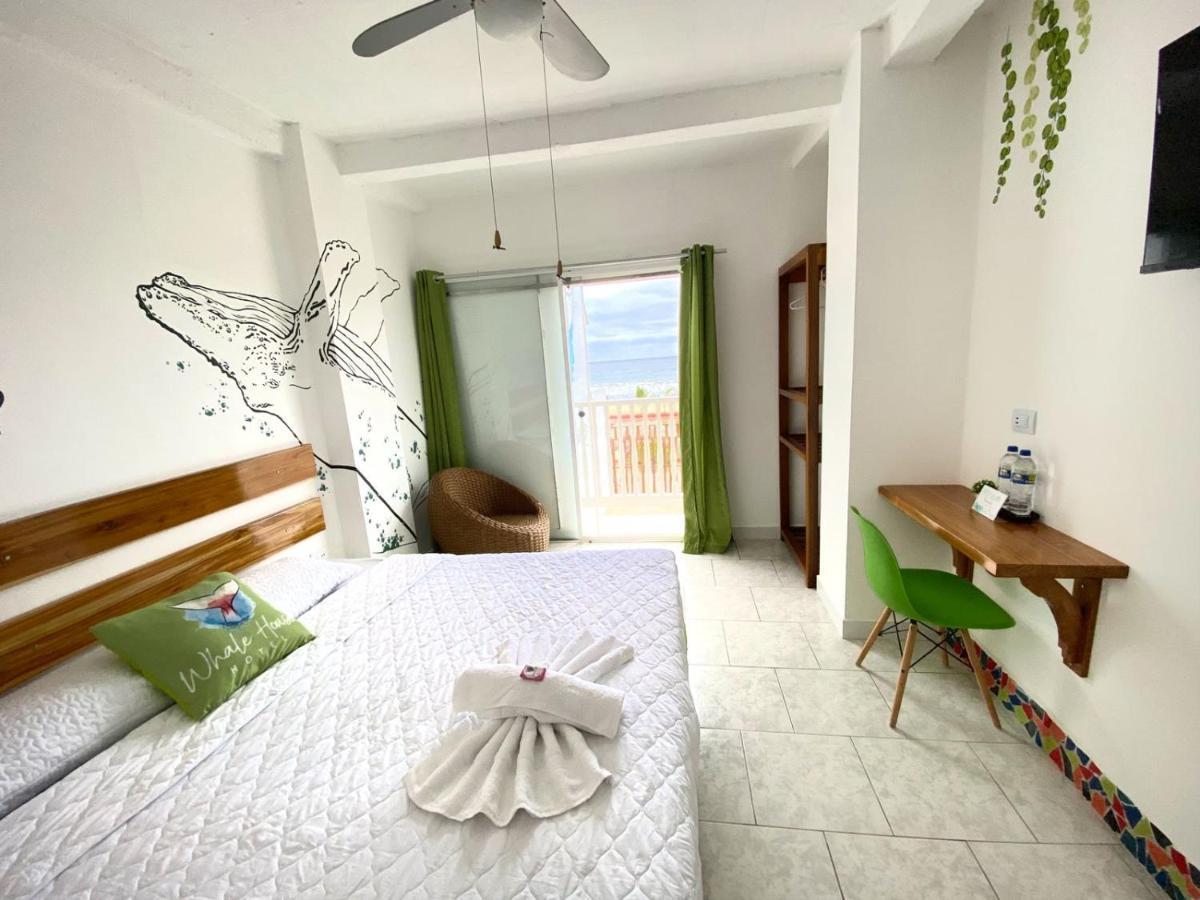 Whale House Hotel Puerto Lopez Exterior photo