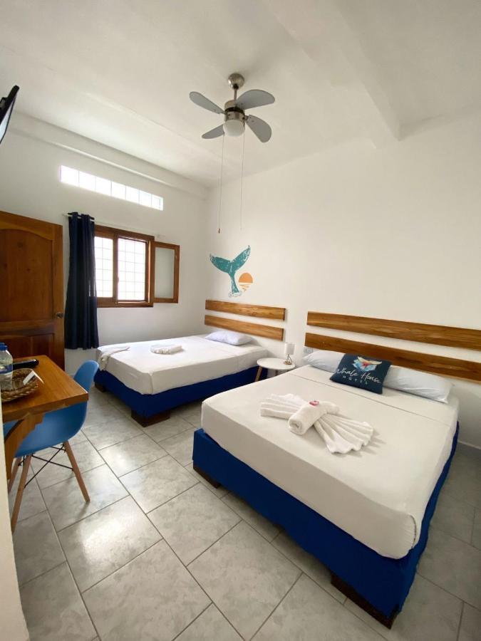 Whale House Hotel Puerto Lopez Exterior photo
